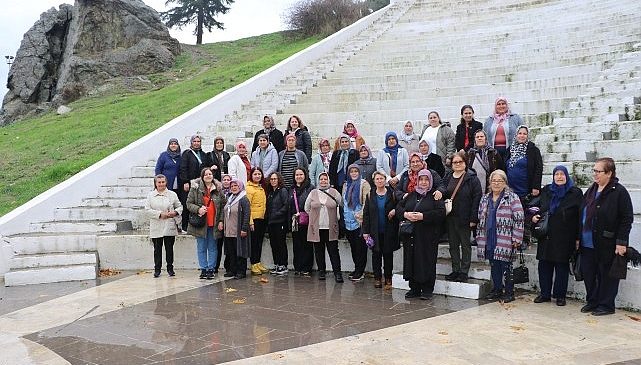 Köprübaşılı Kadınlar Manisa’yı Adım Adım Gezdi