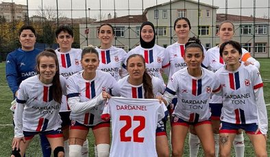 Çanakkale Dardanelspor Kadın Futbol Takımı, Ligin İlk Yarısını Lider Olarak Tamamladı